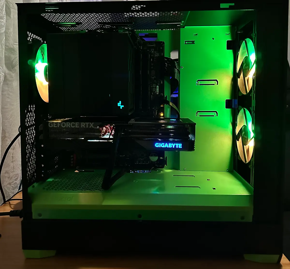 Herní PC sestava postavená pro zákazníka